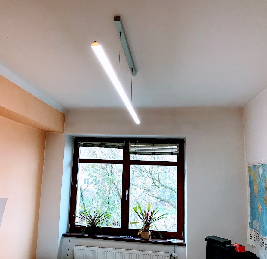 Lineární baldachýn pro svítidla LINIE